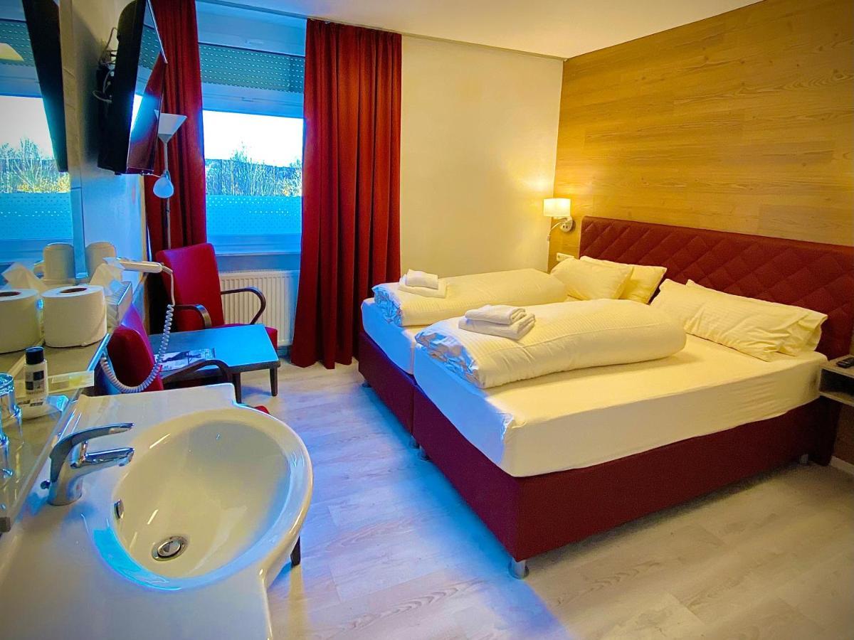 Meister Baer Hotel Frankenwald Berg  Ngoại thất bức ảnh