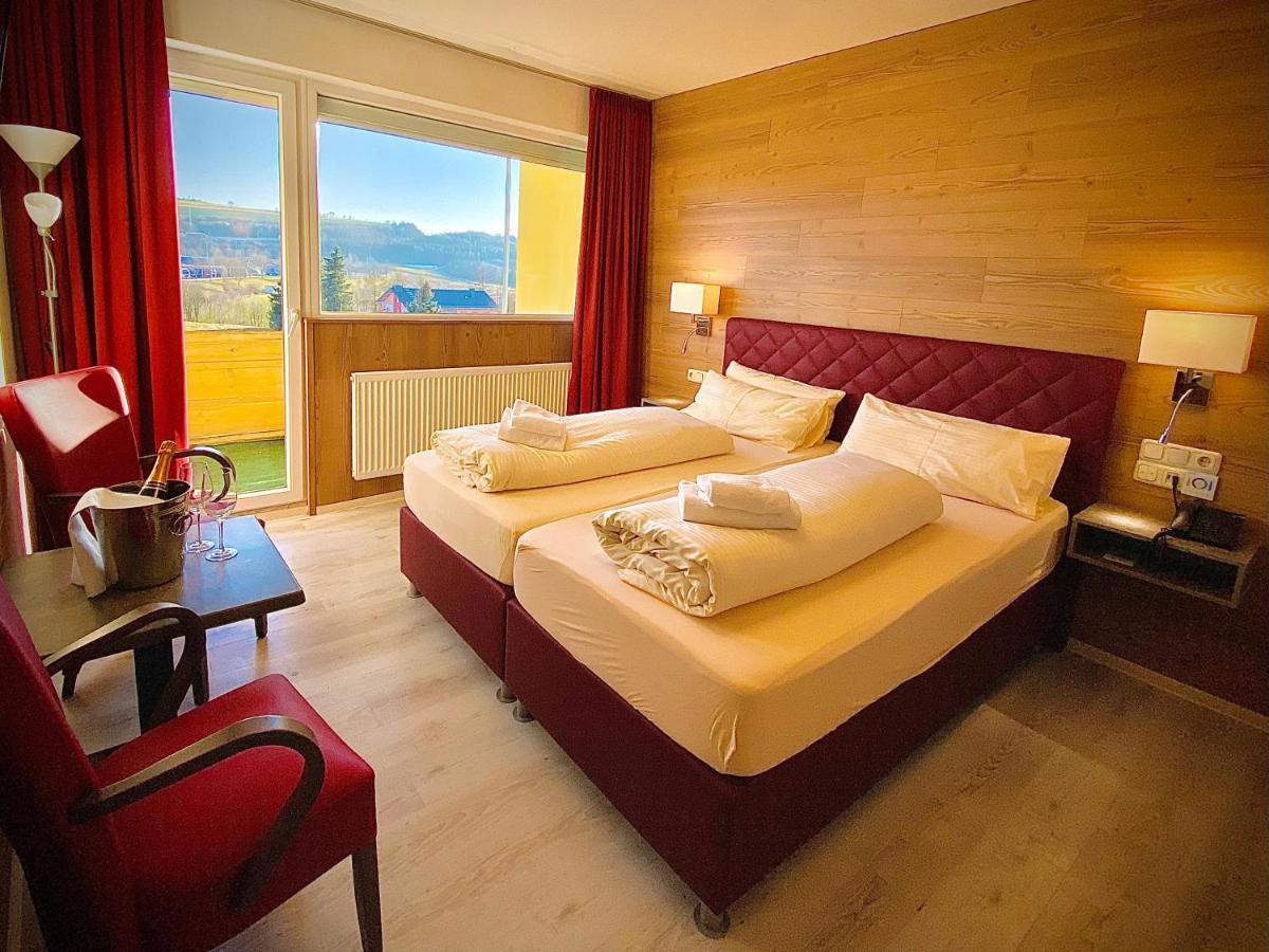 Meister Baer Hotel Frankenwald Berg  Ngoại thất bức ảnh
