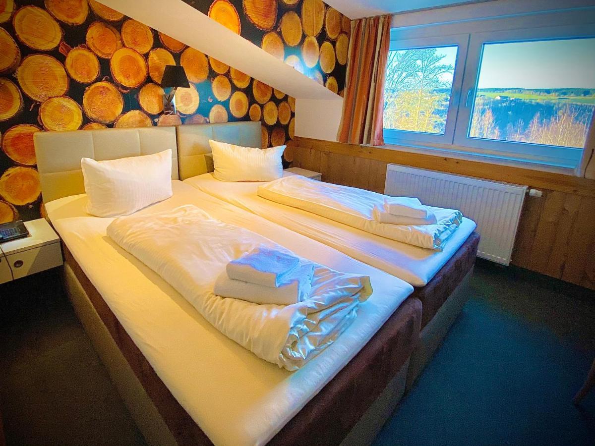 Meister Baer Hotel Frankenwald Berg  Ngoại thất bức ảnh