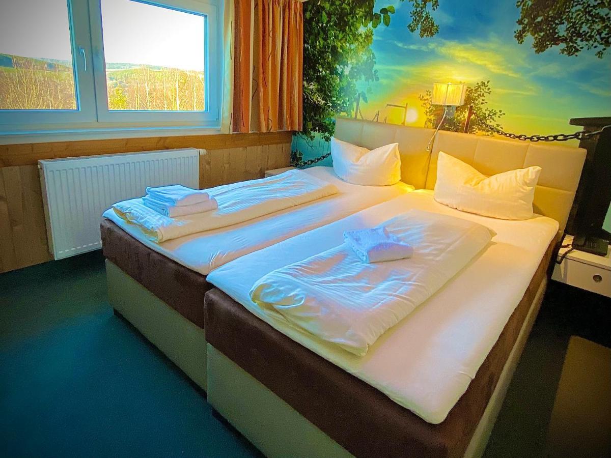 Meister Baer Hotel Frankenwald Berg  Ngoại thất bức ảnh